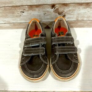 Toddler Sperry shoes